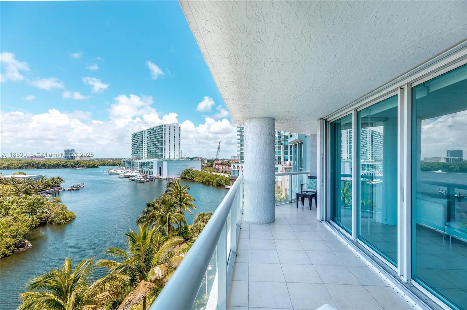 16500 Collins Ave, #655