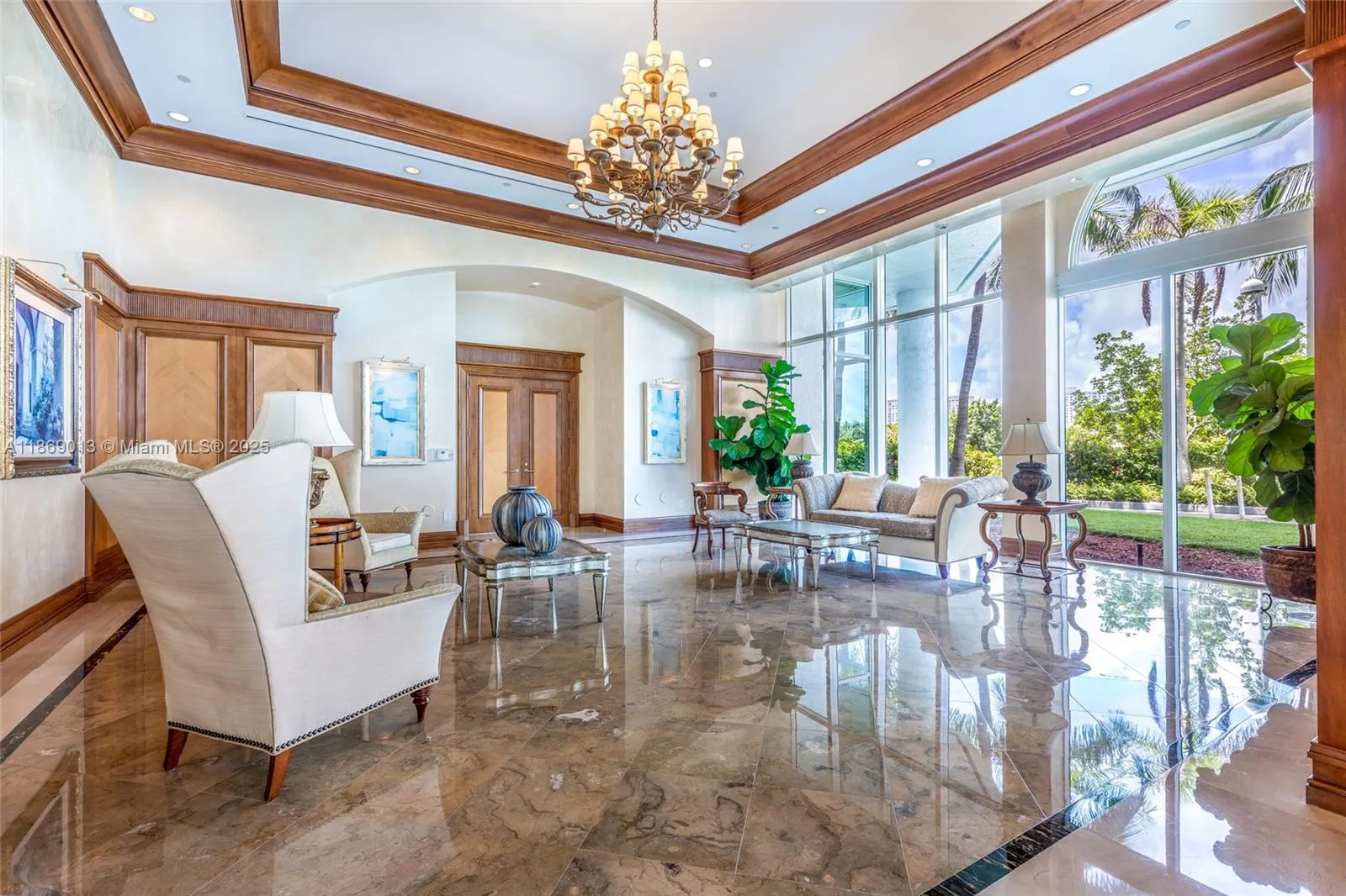 16500 Collins Ave, #655
