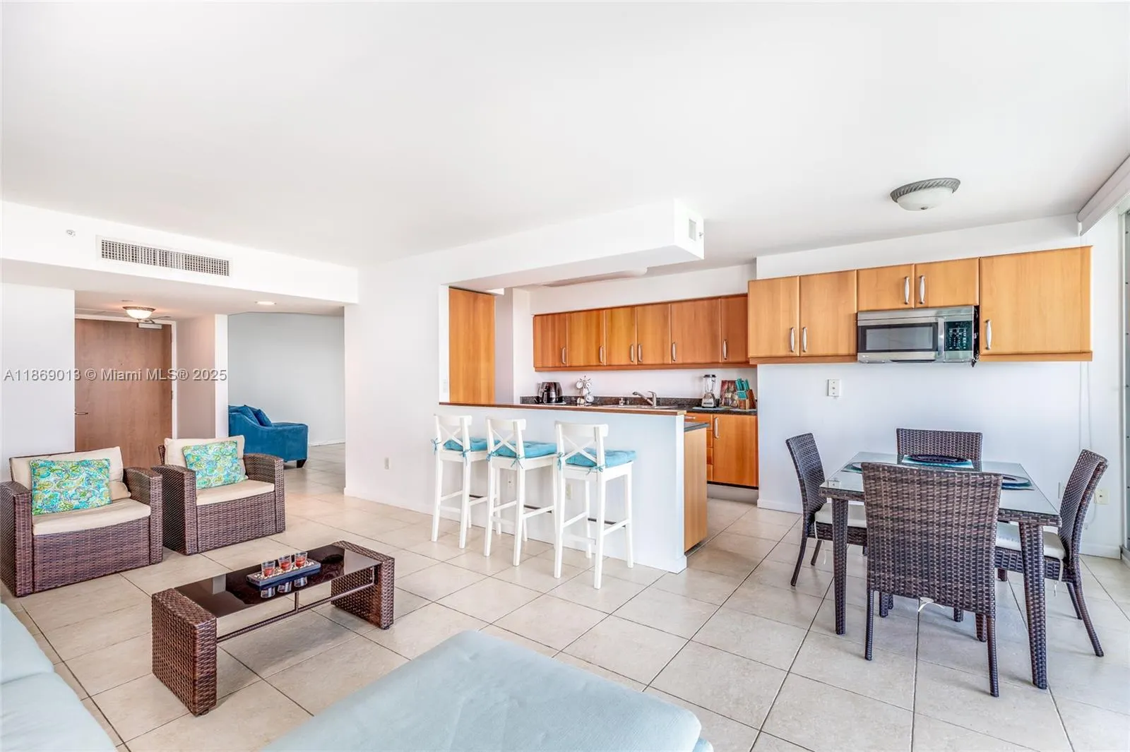 16500 Collins Ave, #655