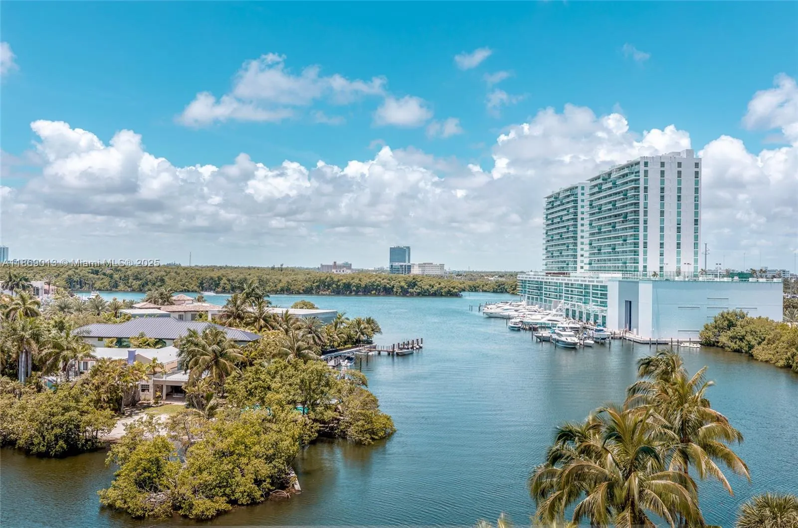 16500 Collins Ave, #655