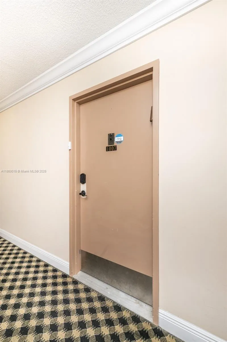 1833 S Ocean Dr, #1007
