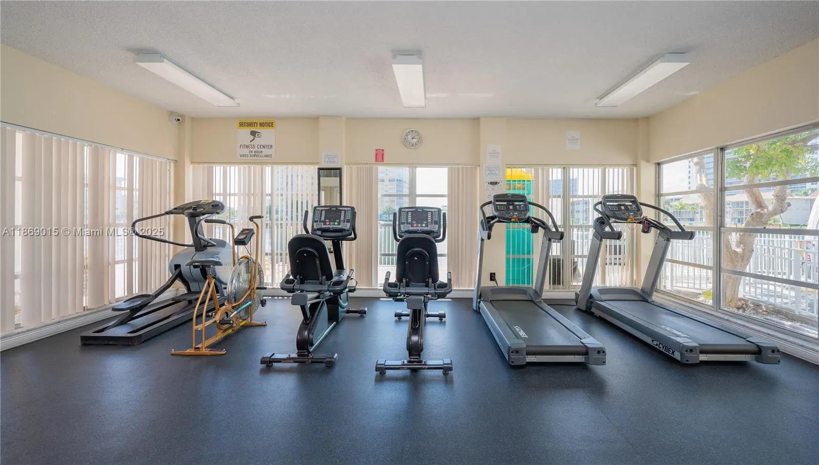 1833 S Ocean Dr, #1007