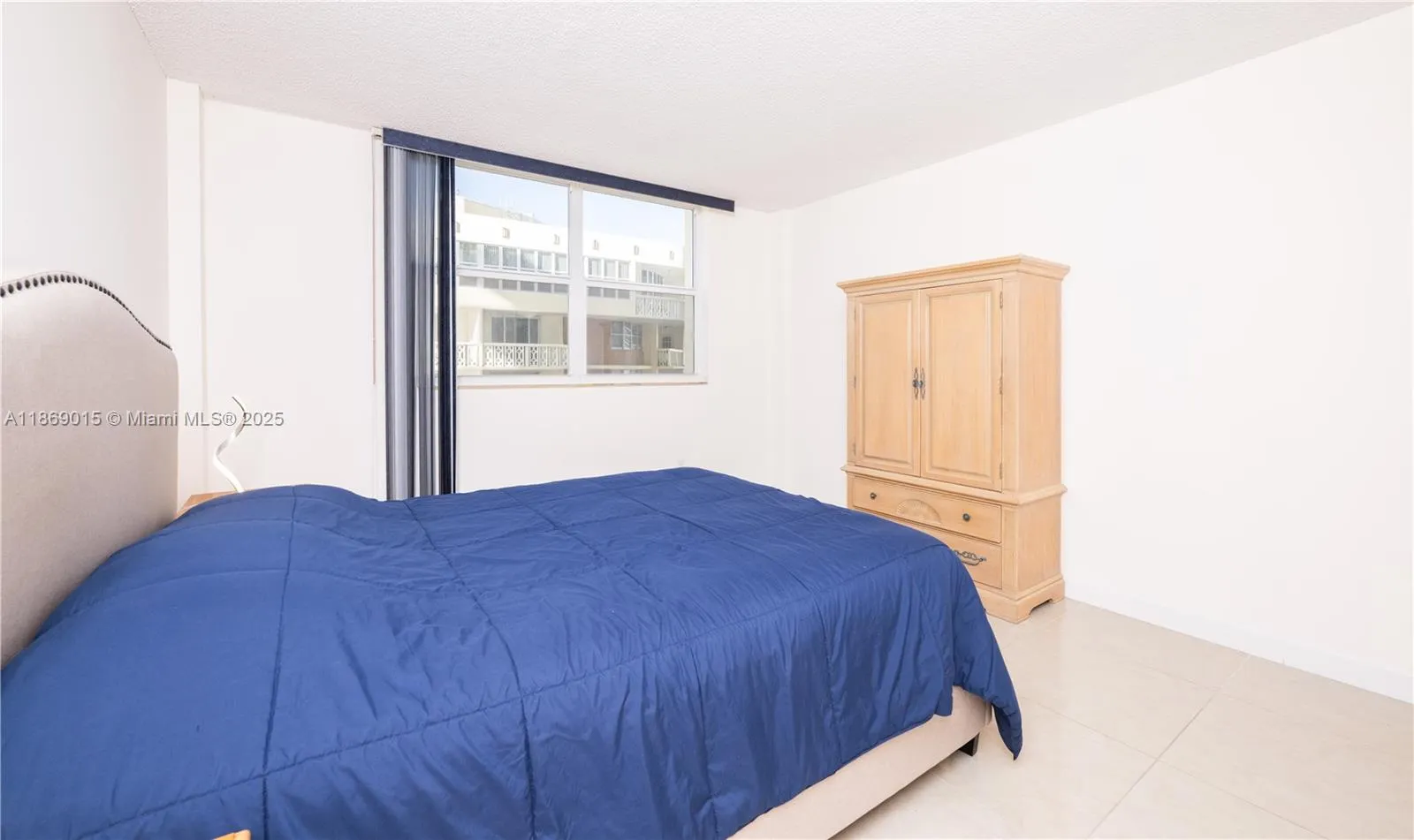 1833 S Ocean Dr, #1007