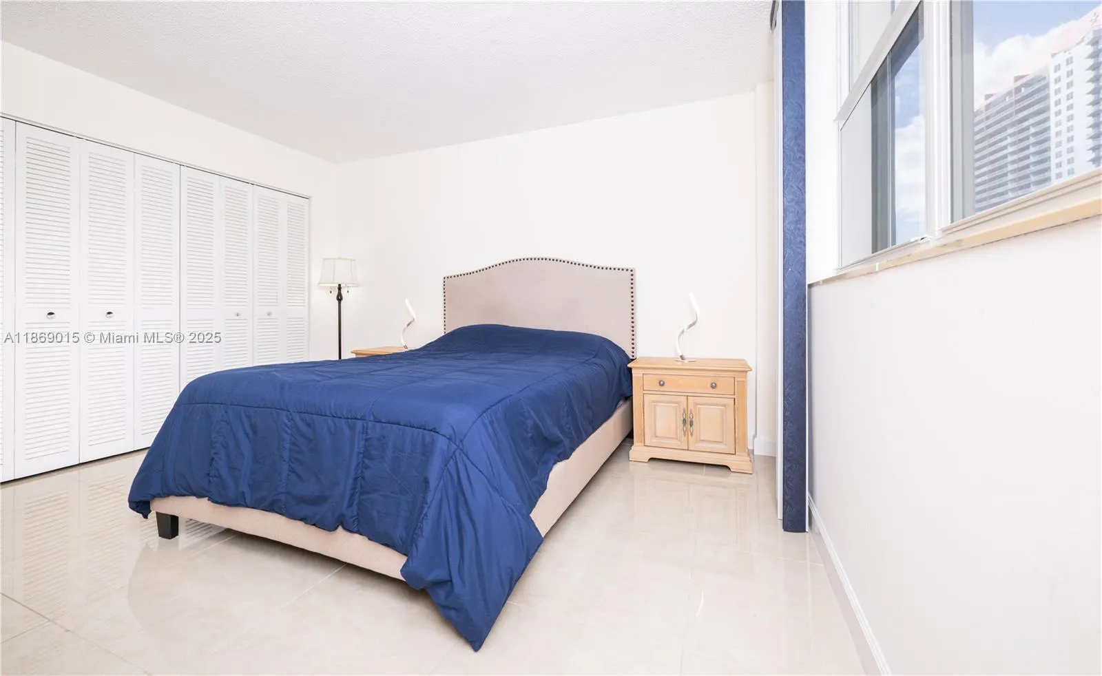 1833 S Ocean Dr, #1007