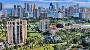 20335 W Country Club Dr, #1608