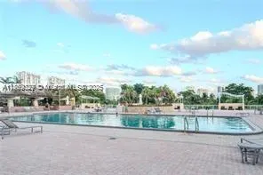 20335 W Country Club Dr, #1608