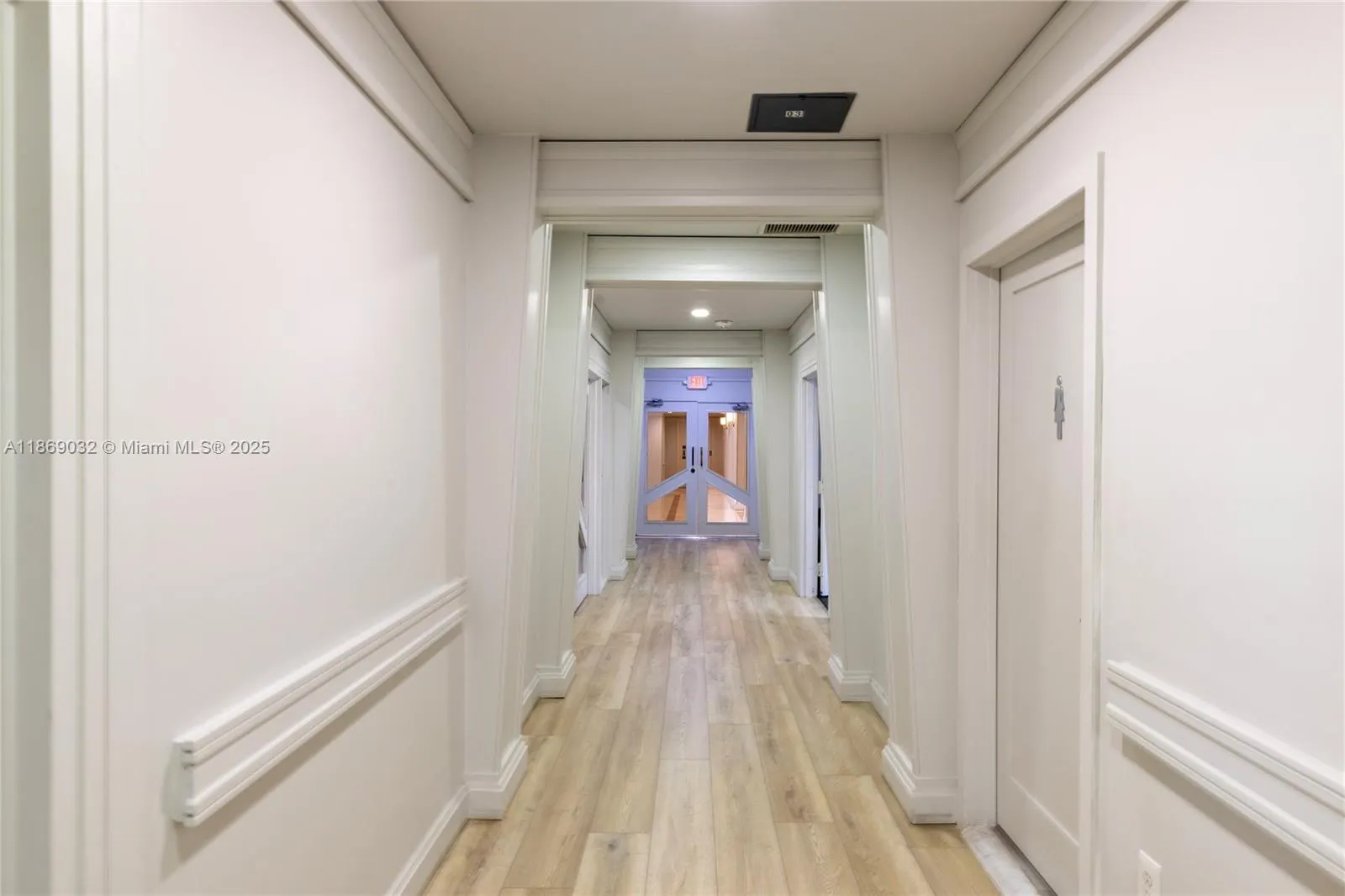 3200 Collins Ave, #12-8