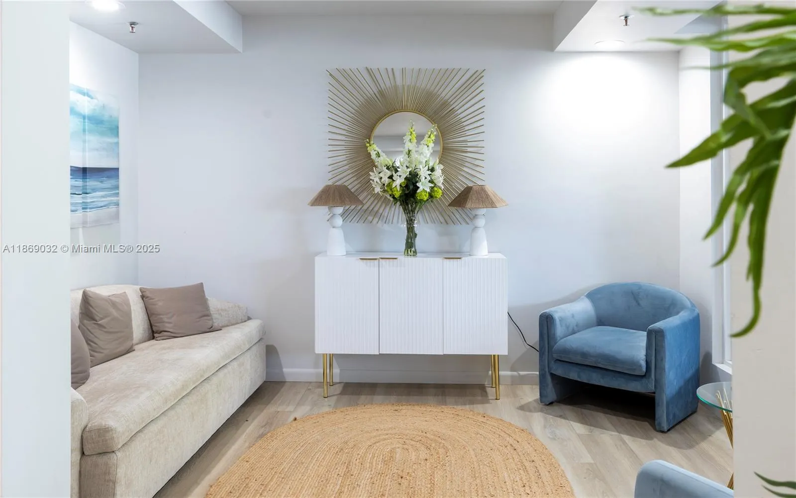 3200 Collins Ave, #12-8