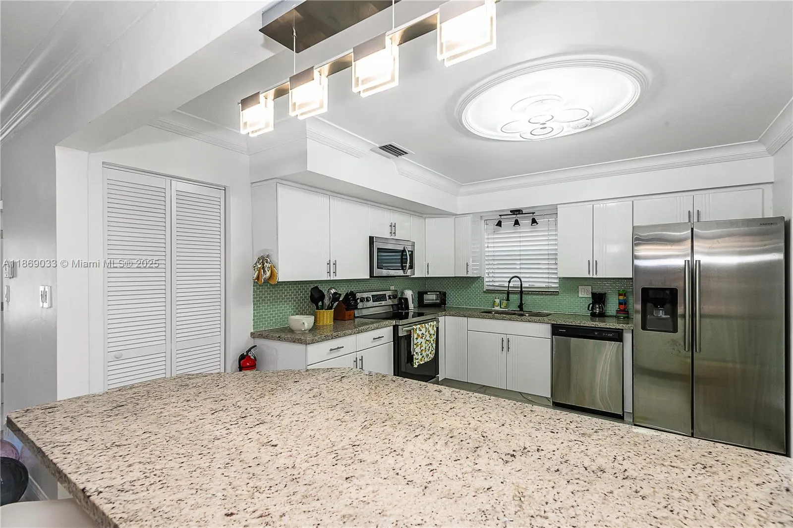 1521 Arthur St, #1521