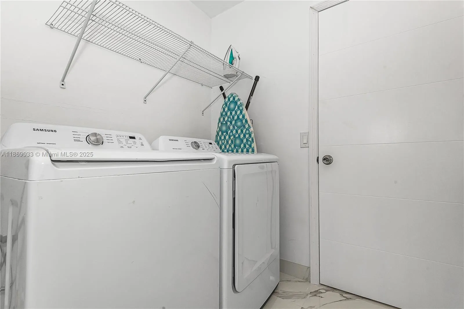 1521 Arthur St, #1521