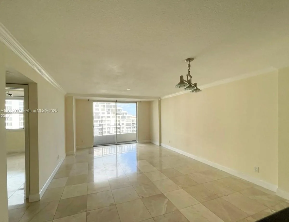 770 Claughton Island Dr, #1507