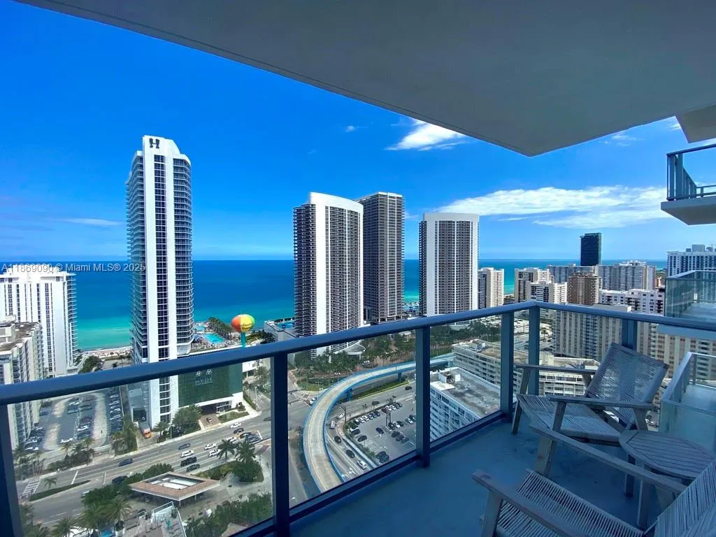 4010 S Ocean Dr, #R2607