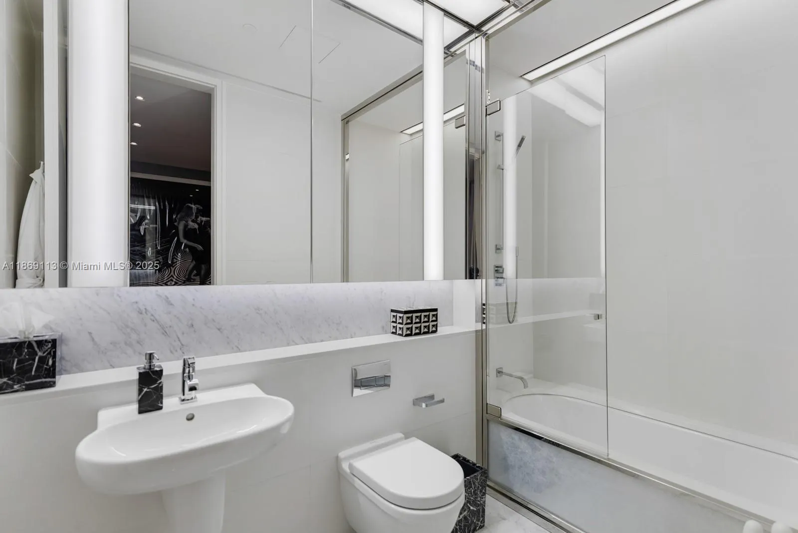 3315 Collins Ave, #10B