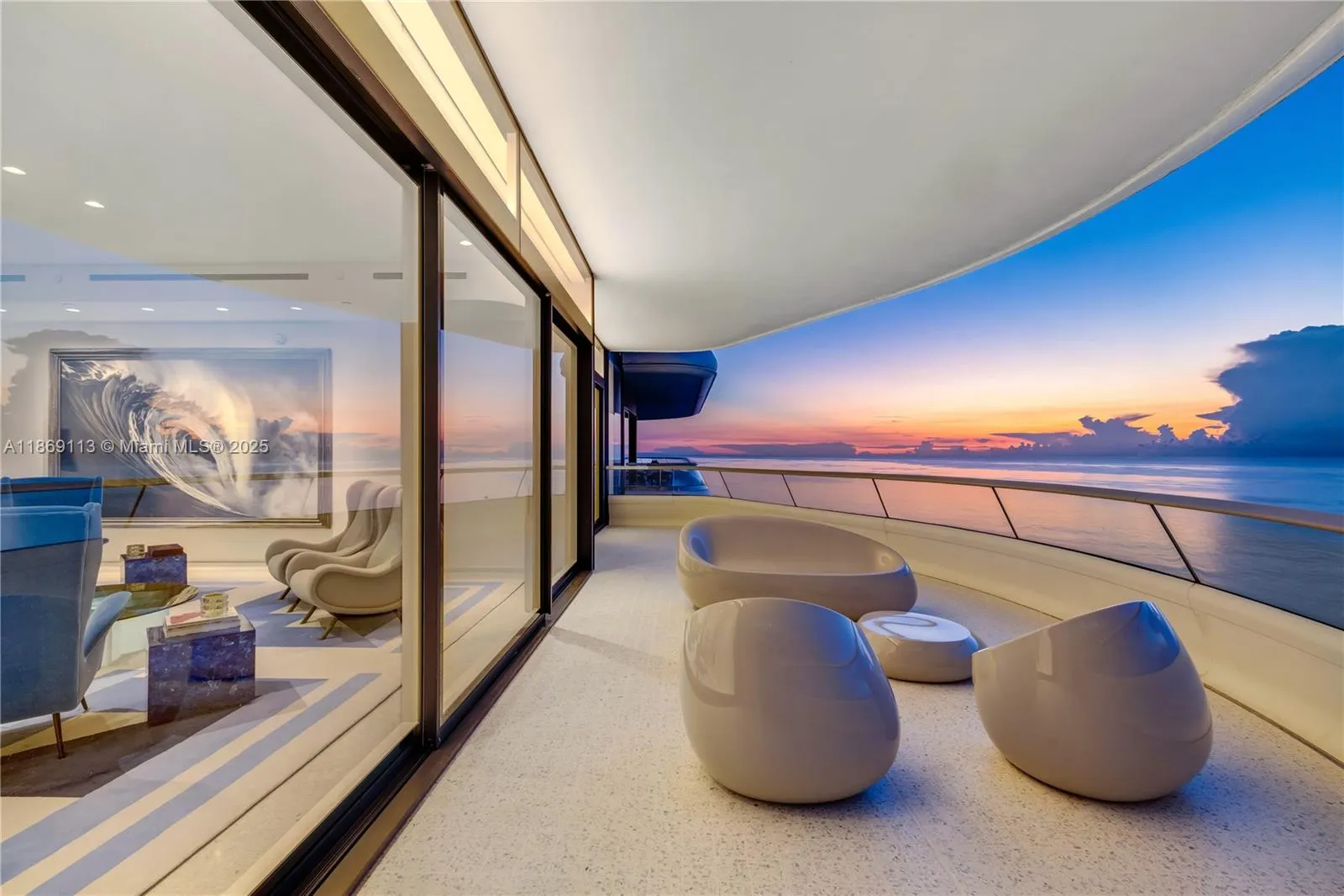 3315 Collins Ave, #10B