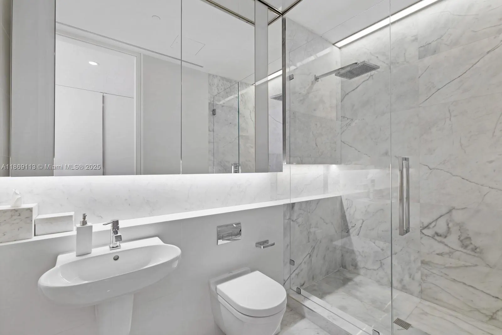 3315 Collins Ave, #10B