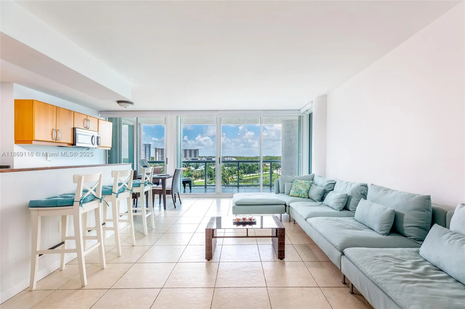 16500 Collins Ave, #655