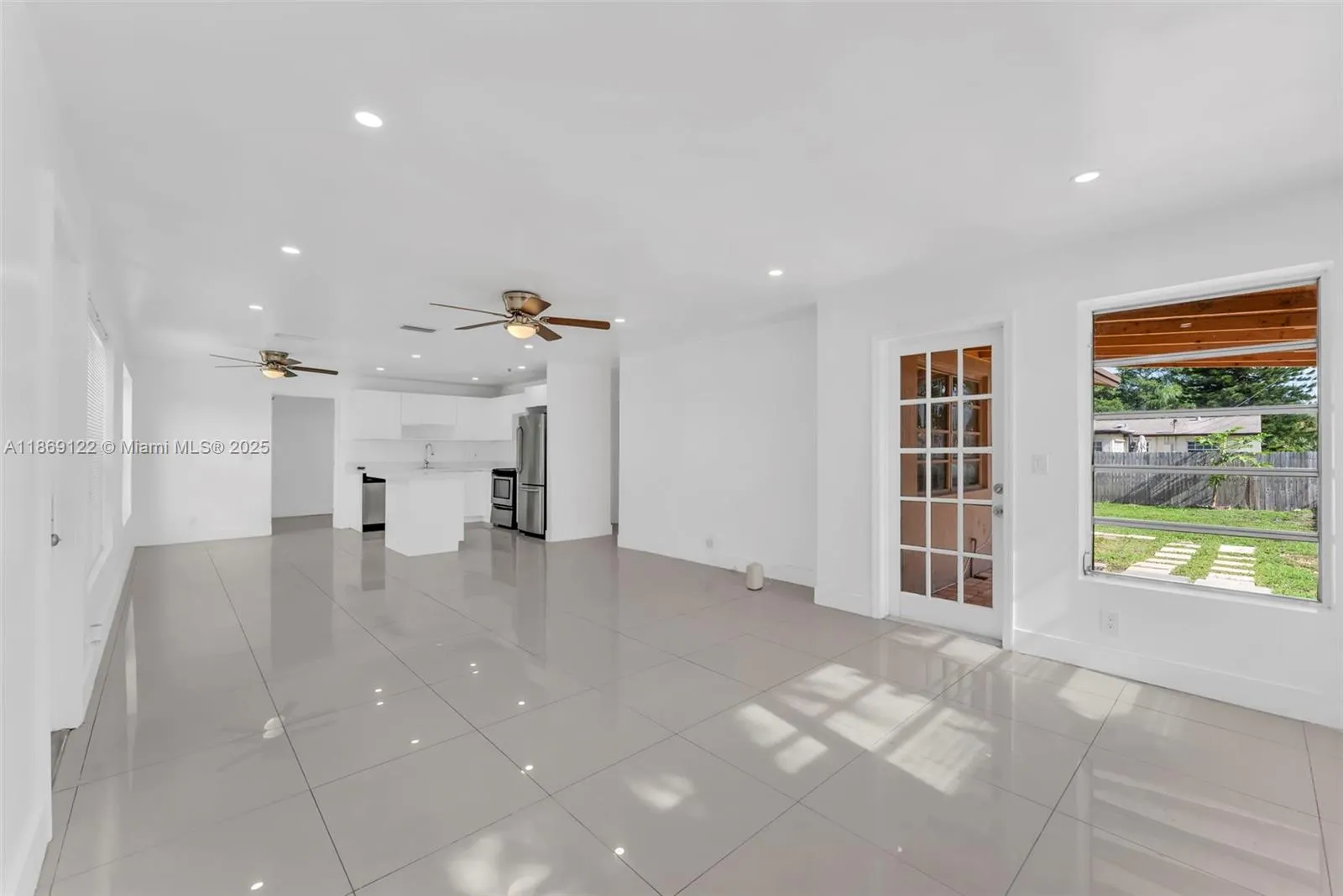 1131 SW 32nd Ct
