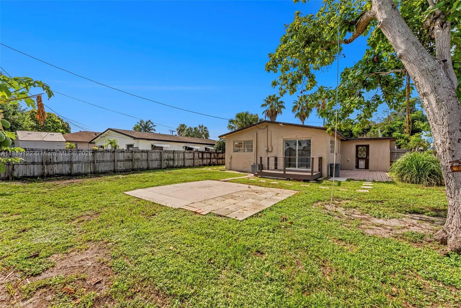 1131 SW 32nd Ct