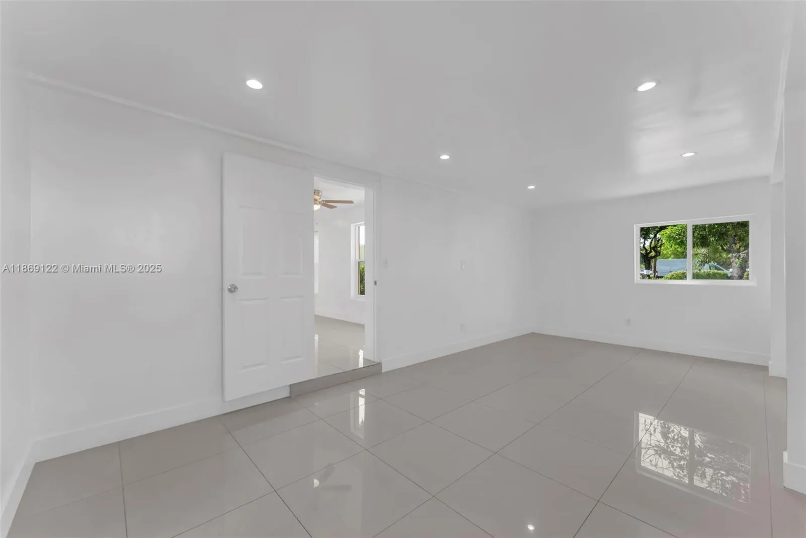 1131 SW 32nd Ct