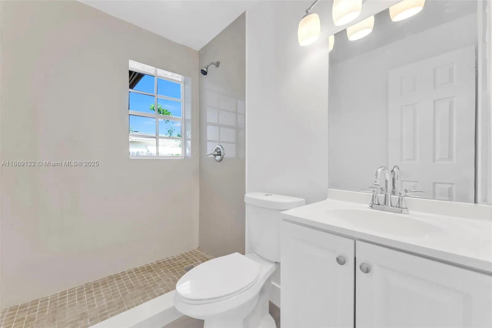 1131 SW 32nd Ct