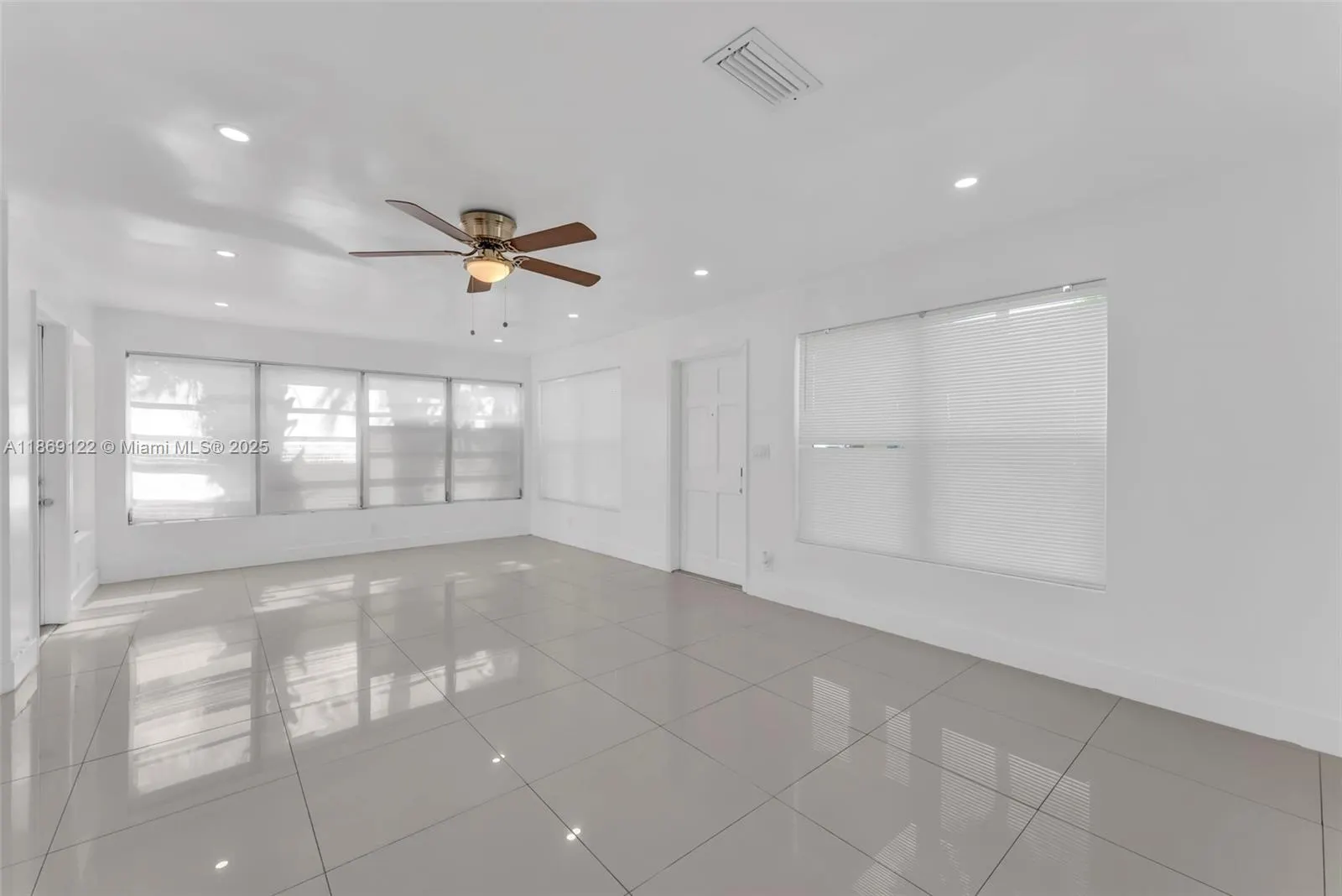 1131 SW 32nd Ct