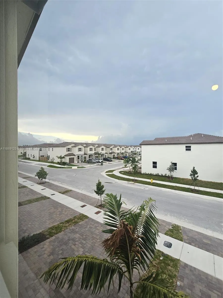 2785 SE 25th Ave, #.