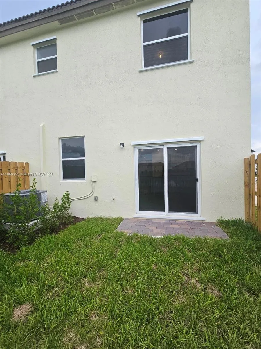 2785 SE 25th Ave, #.