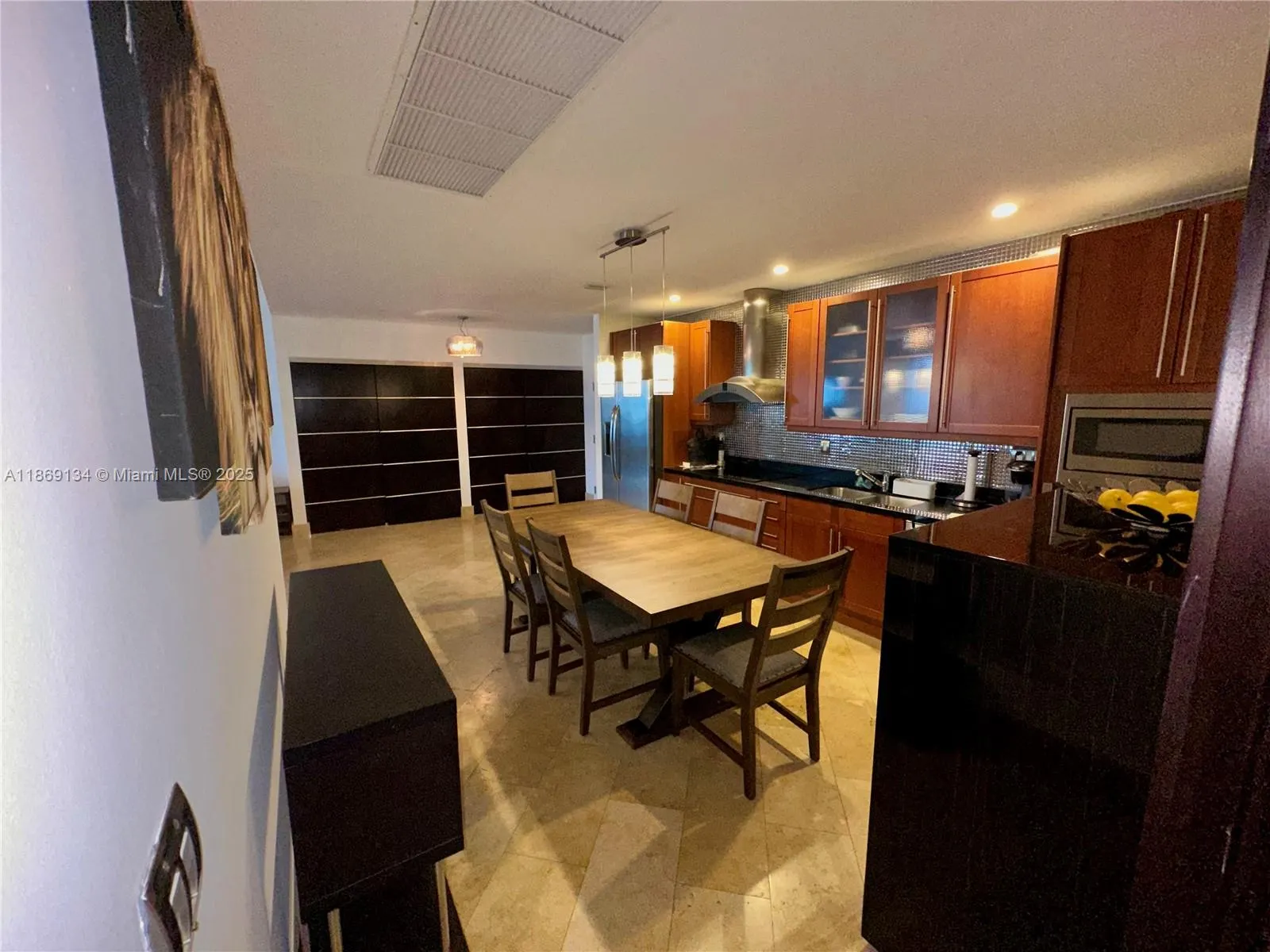 2301 Collins Ave, #PH5