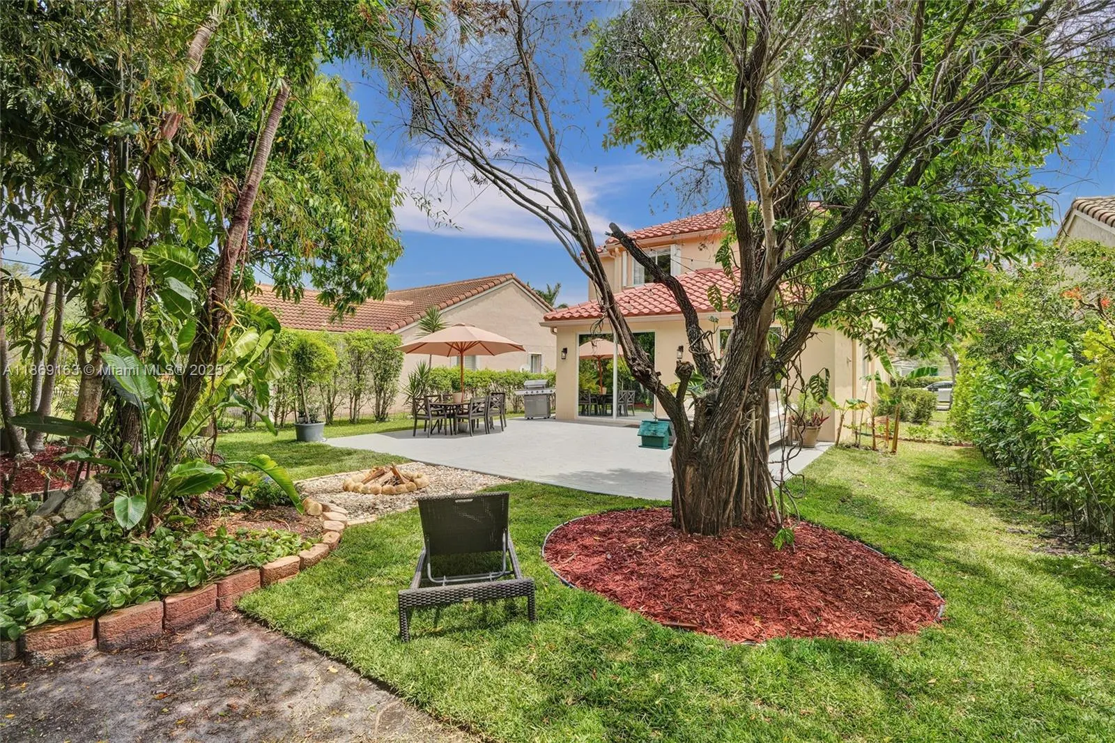 1381 Sago Ln