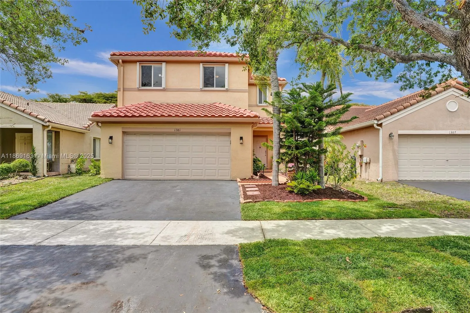 1381 Sago Ln