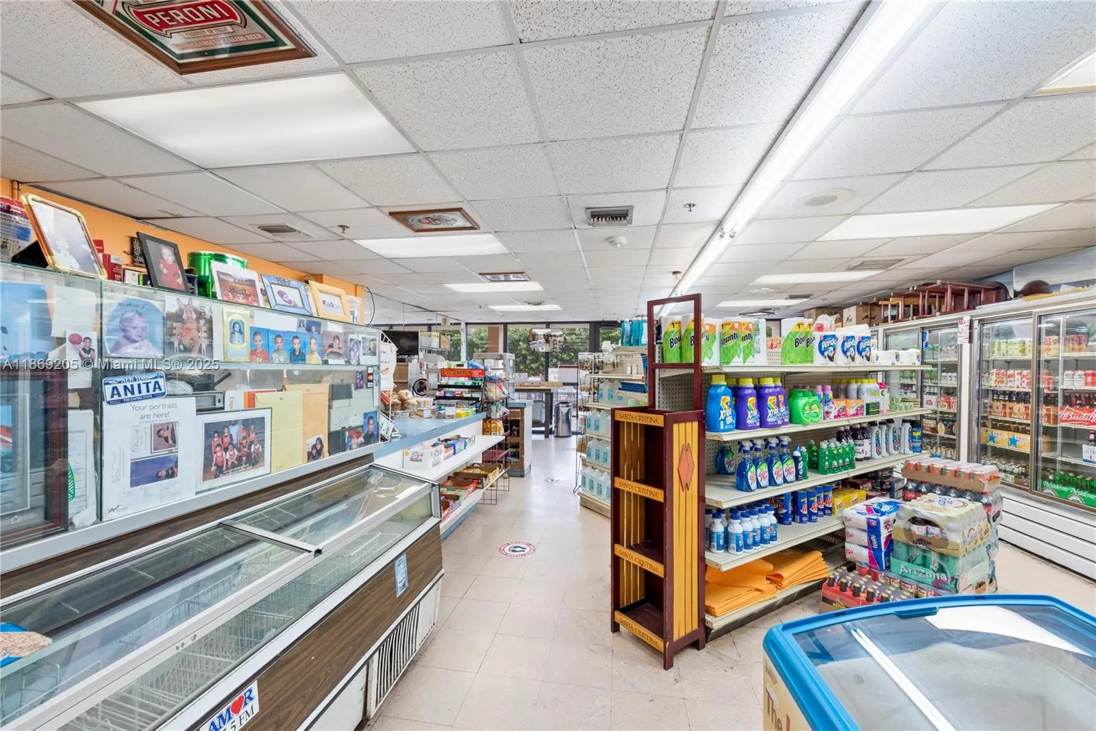 2555 Collins Ave, #607
