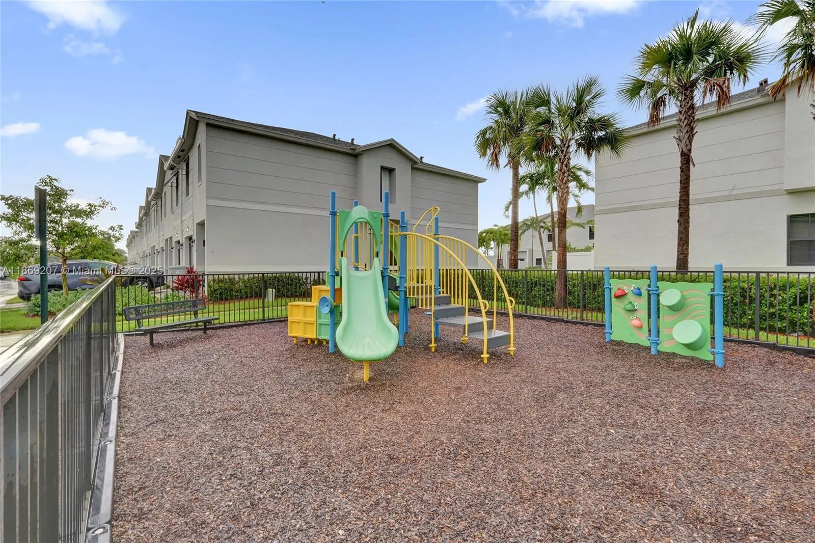 376 NW 8th Ct