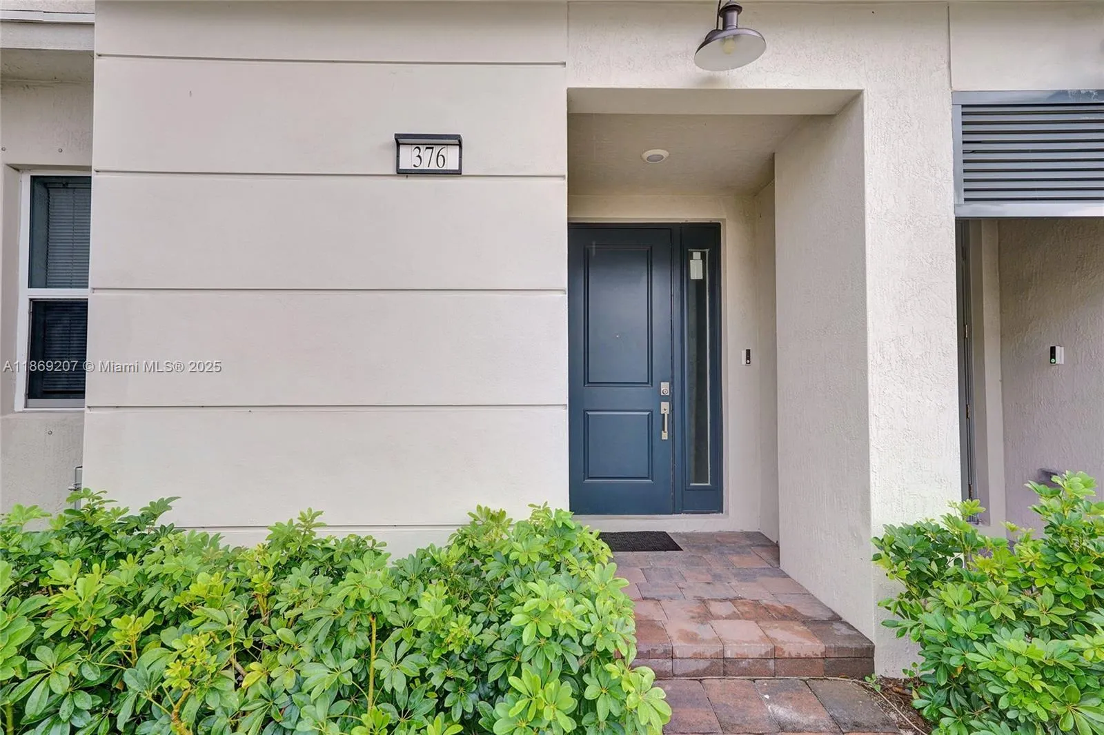 376 NW 8th Ct