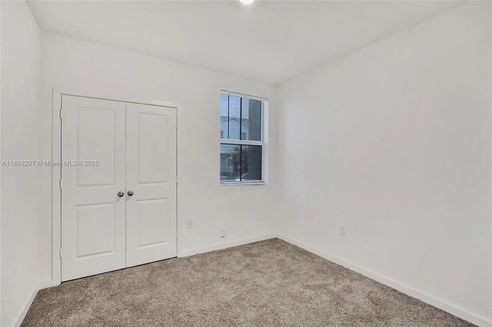 376 NW 8th Ct