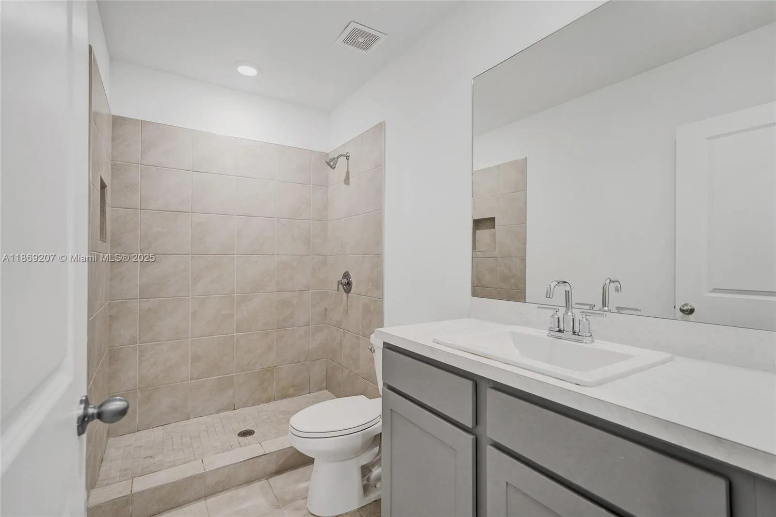 376 NW 8th Ct