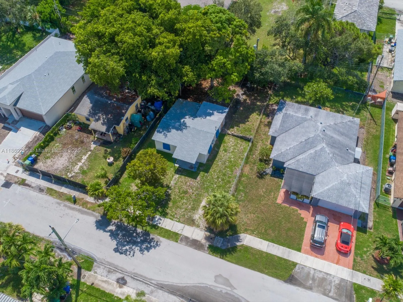 429 NW 14th Ter
