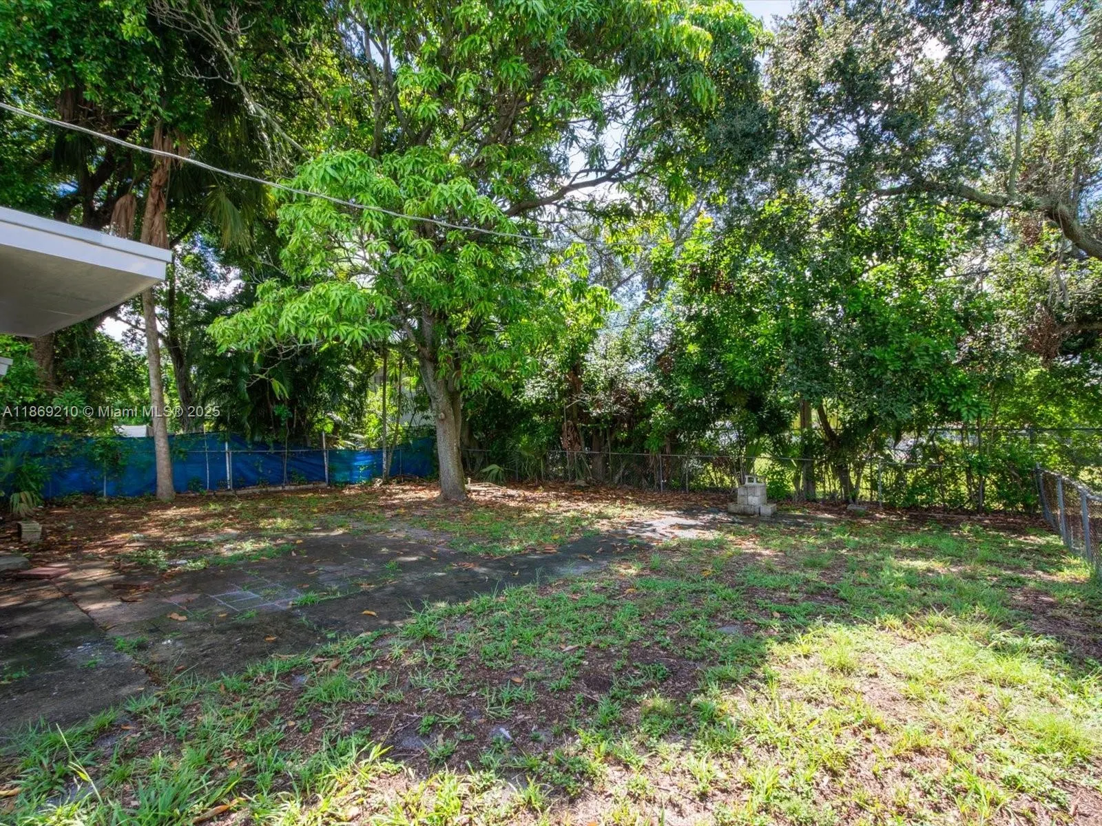 429 NW 14th Ter