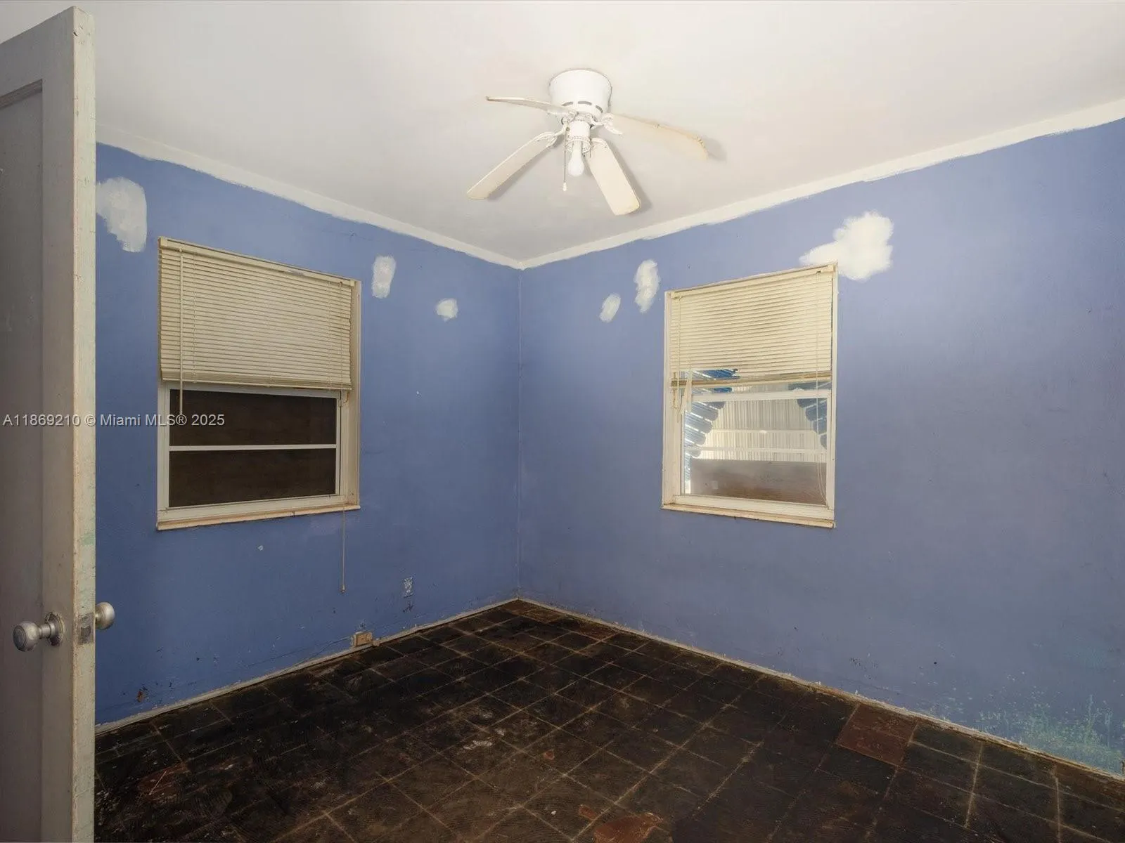 429 NW 14th Ter