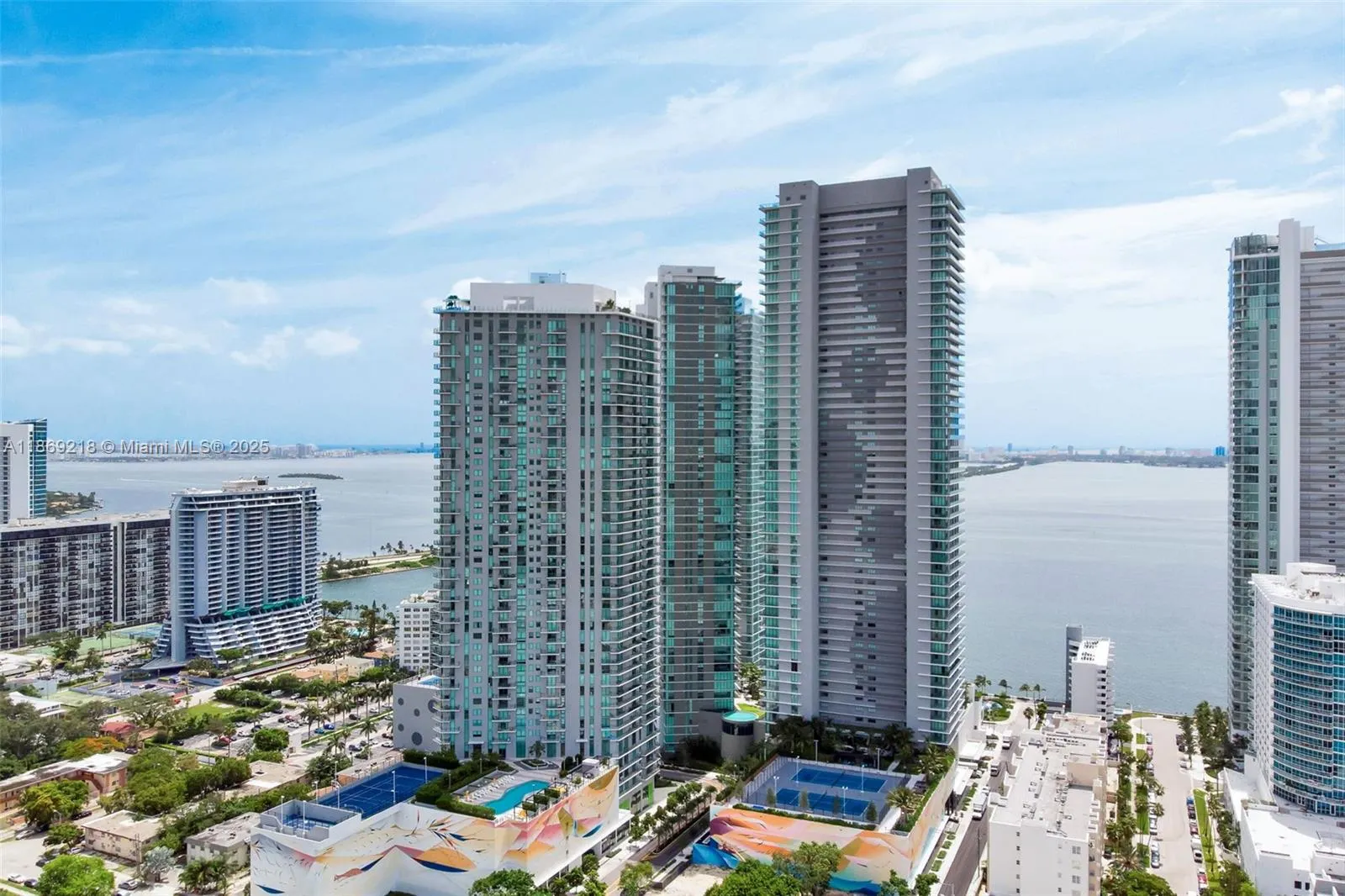 501 NE 31st St, #4009