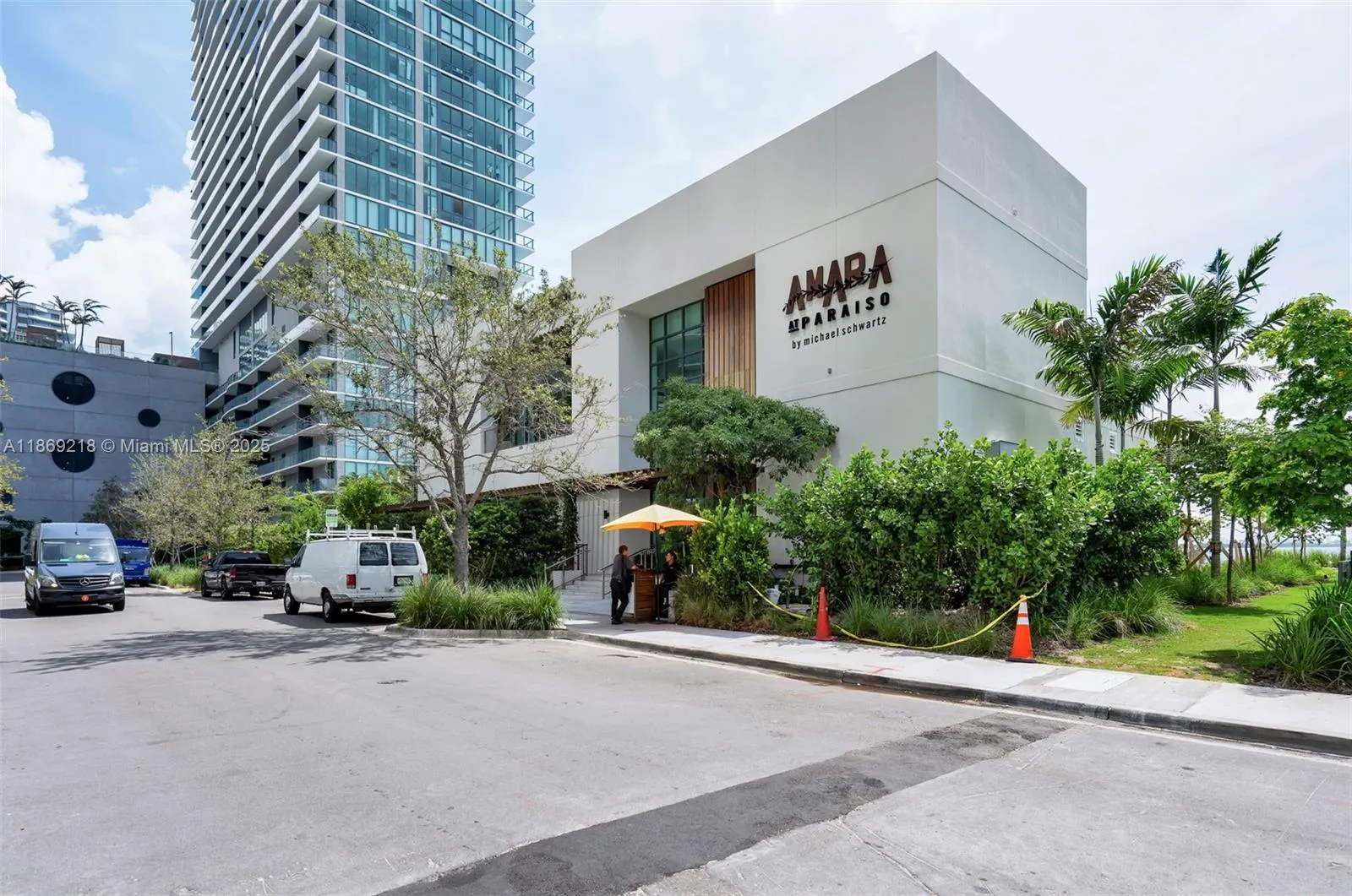 501 NE 31st St, #4009