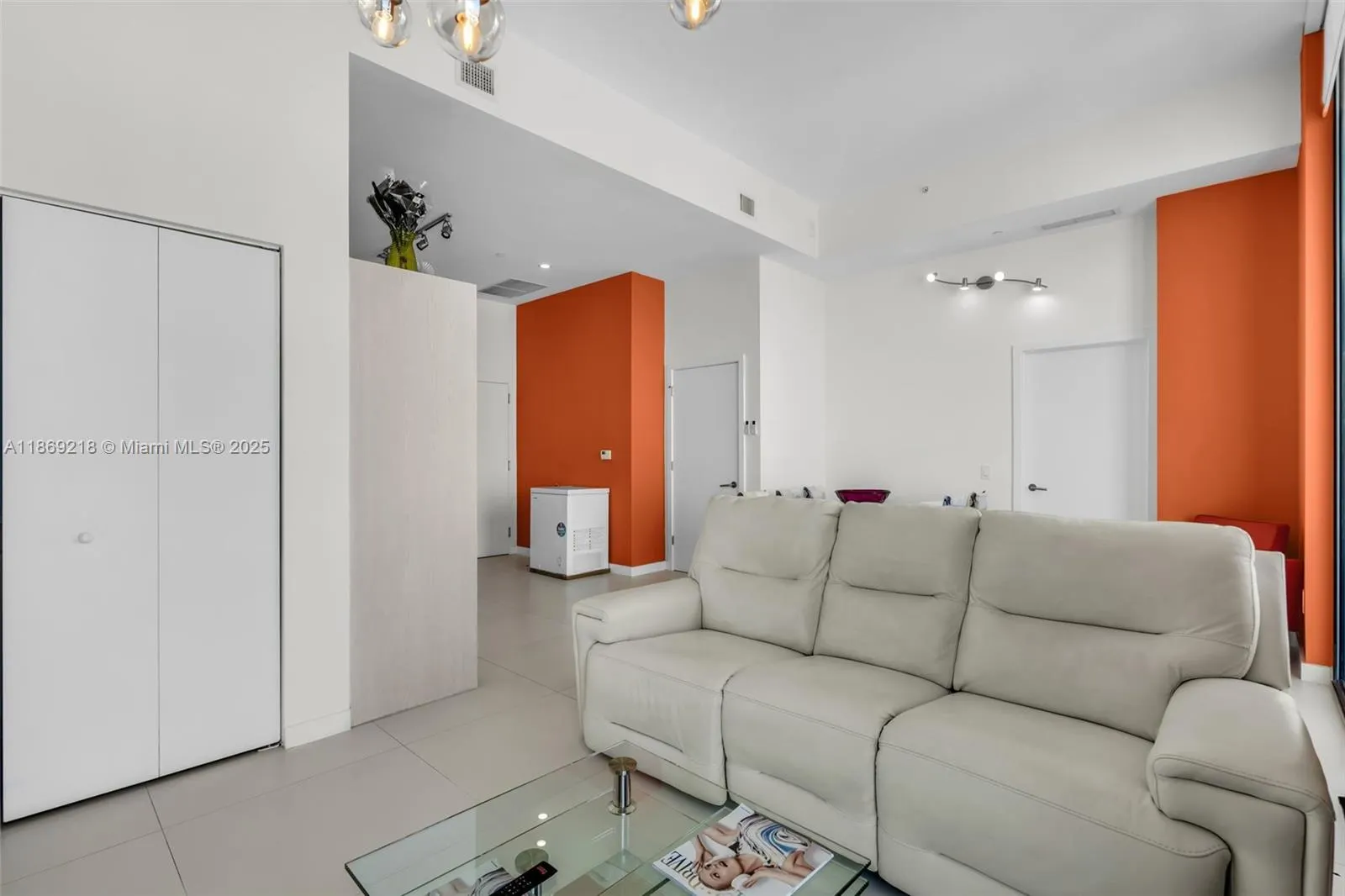 501 NE 31st St, #4009