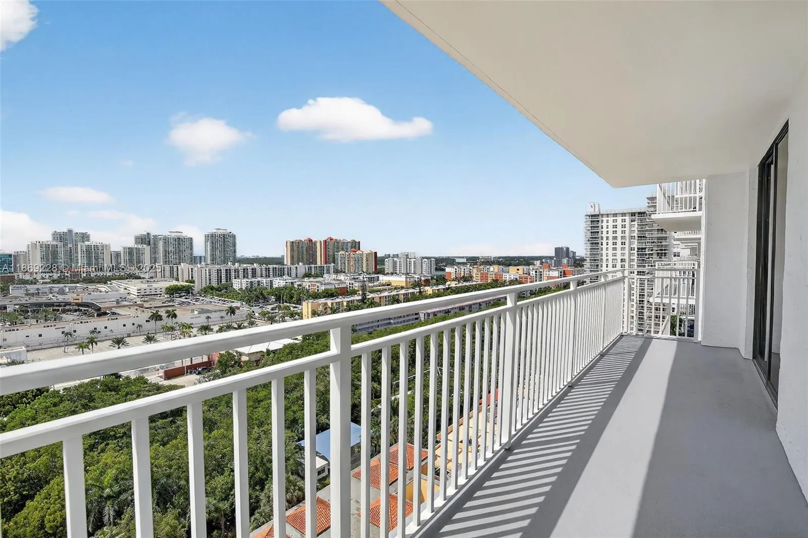 210 174th St, #1703