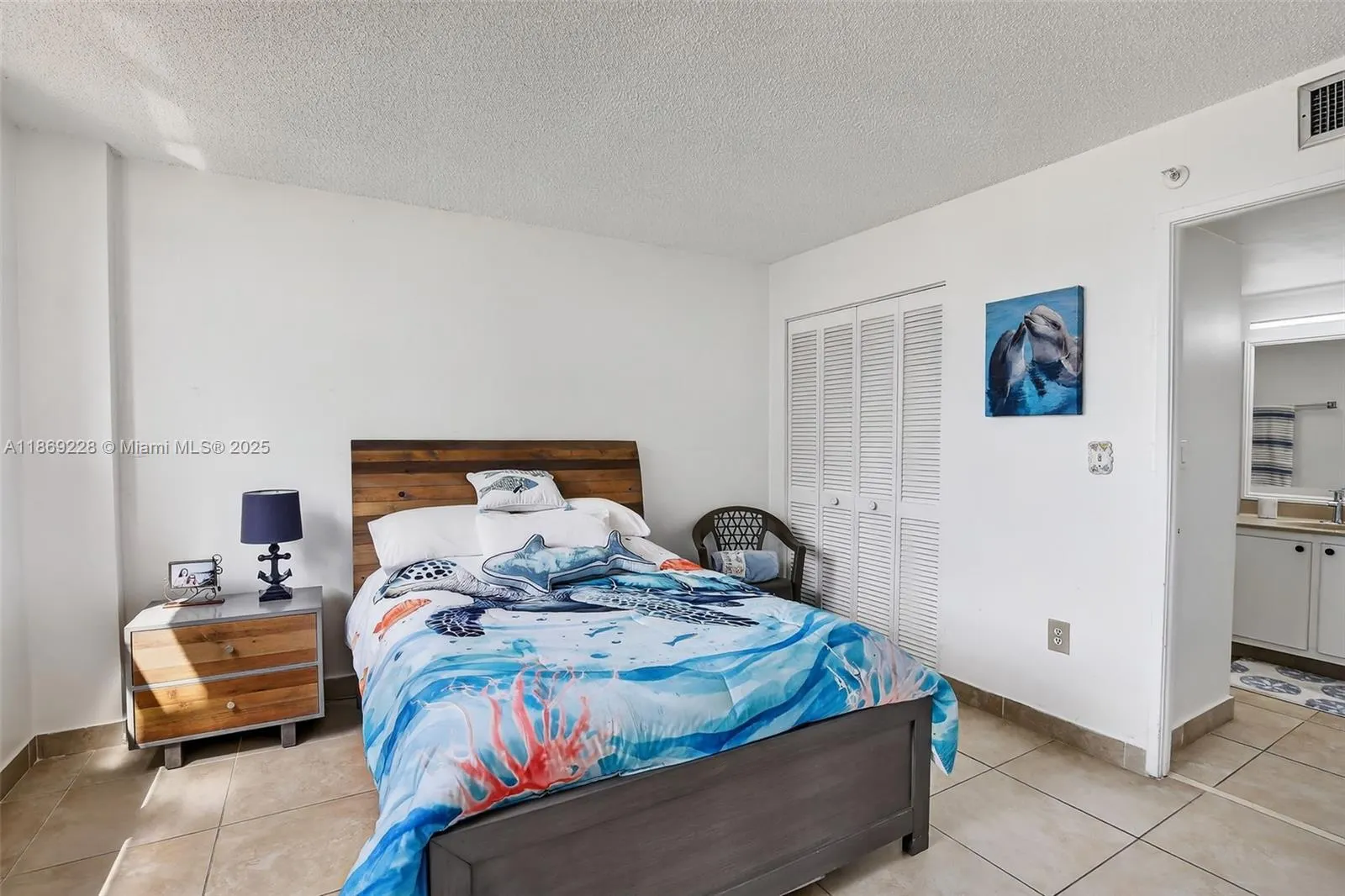 210 174th St, #1703