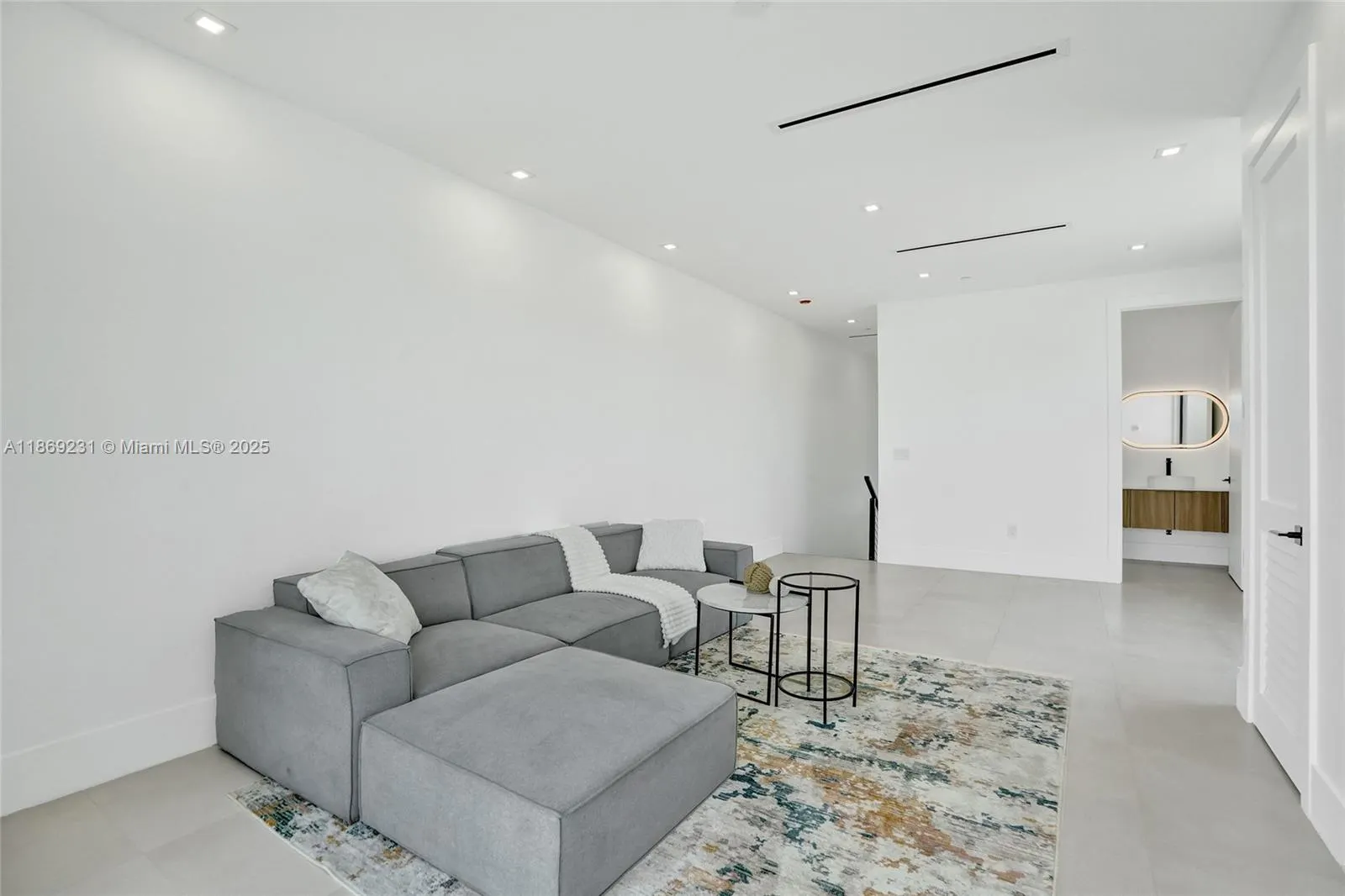 1825 NE 26th Ave, #C