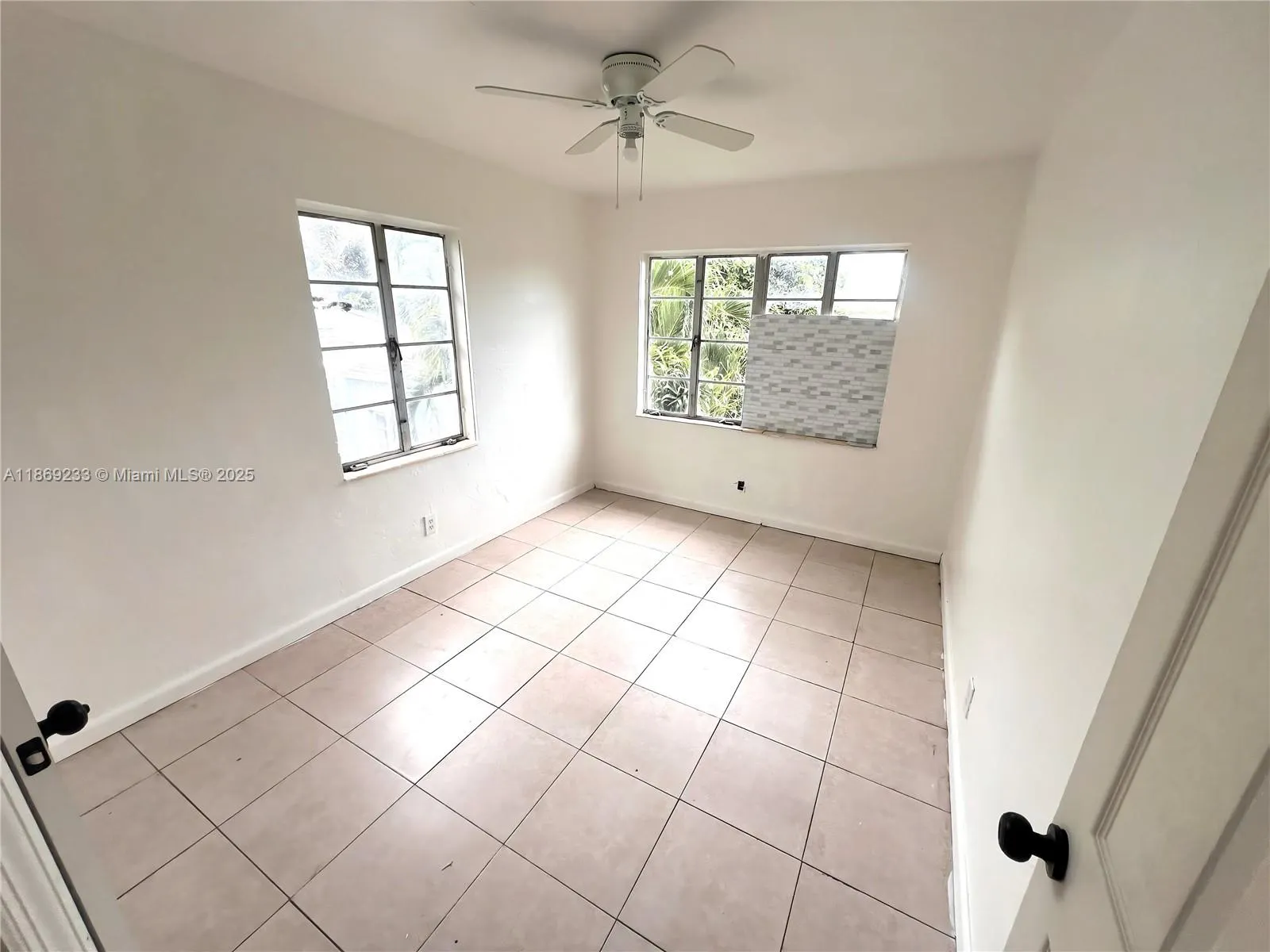 1124 NW 112th Ter, #B