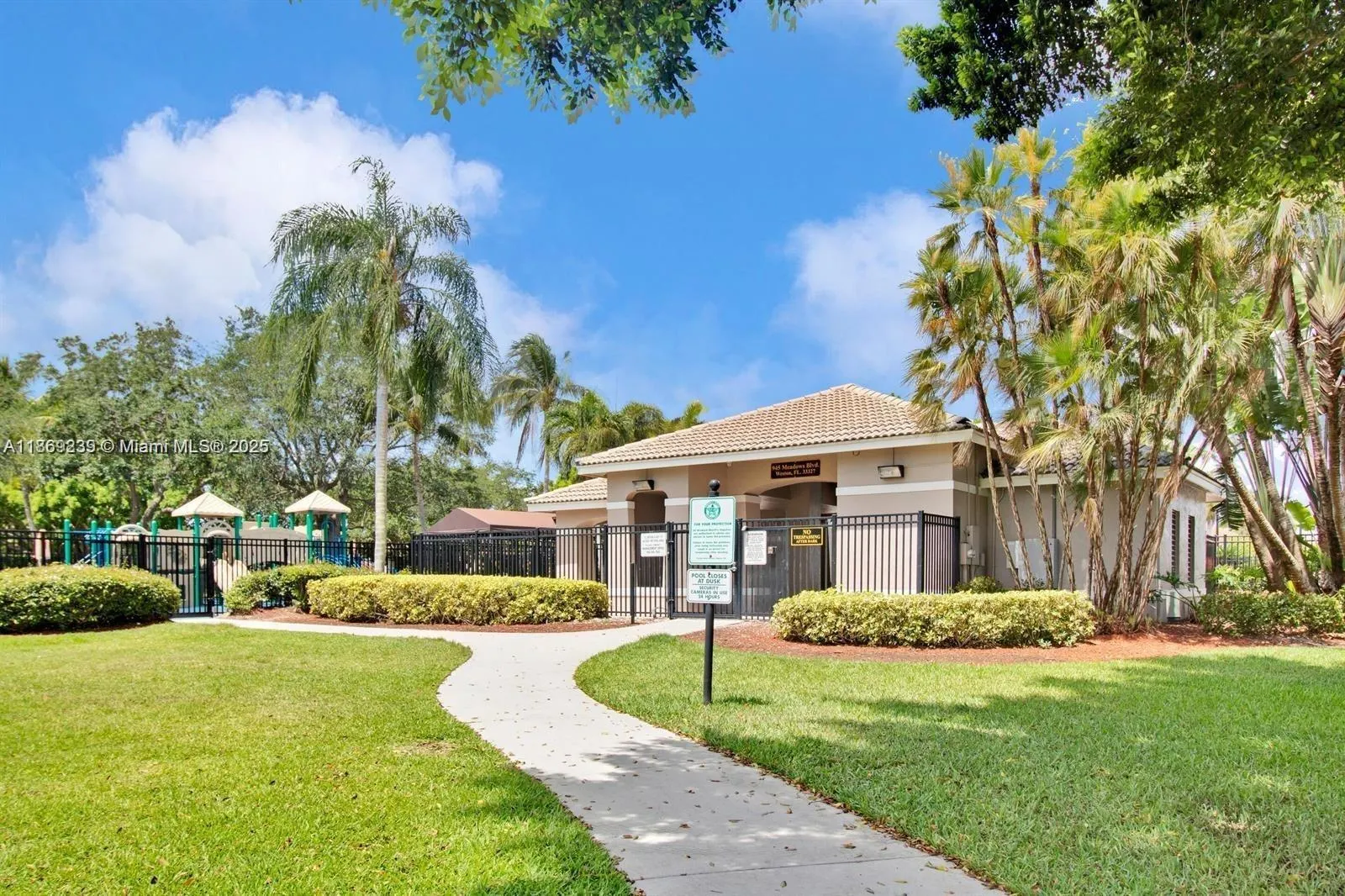 636 Vista Meadows Dr