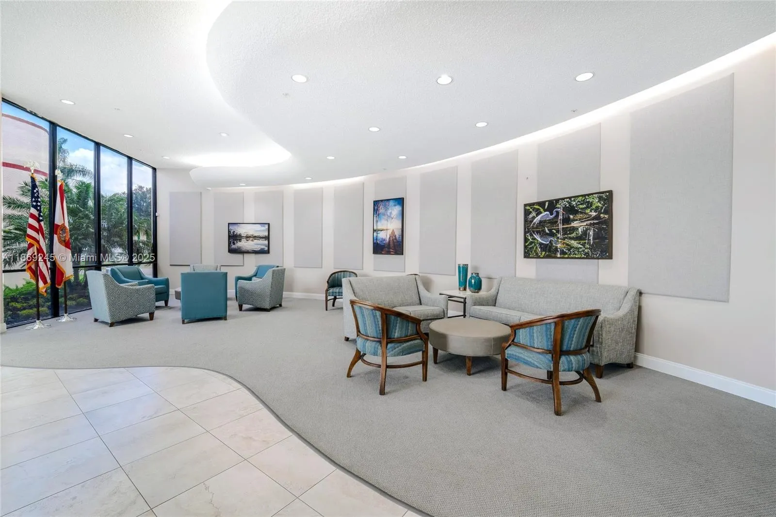 1441 W Campanelli Dr