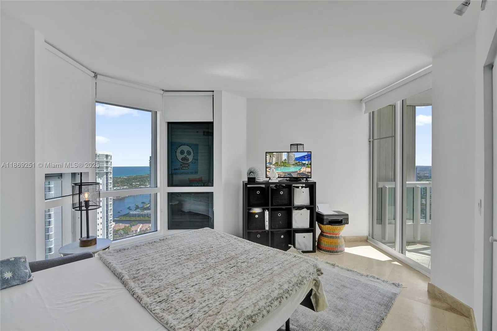 21205 Yacht Club Dr, #3103