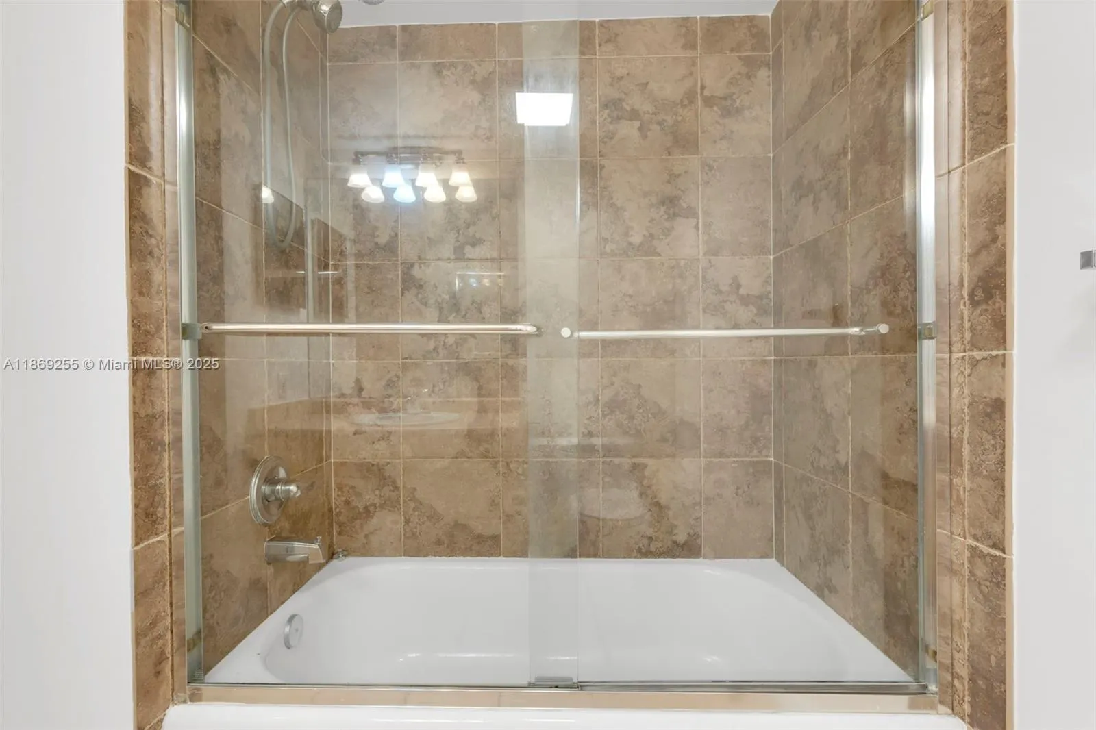 1900 Van Buren St, #206B