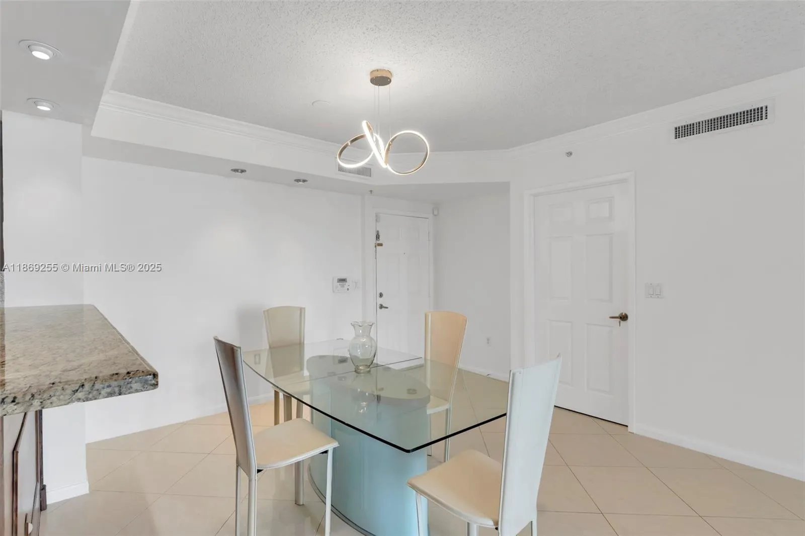 1900 Van Buren St, #206B